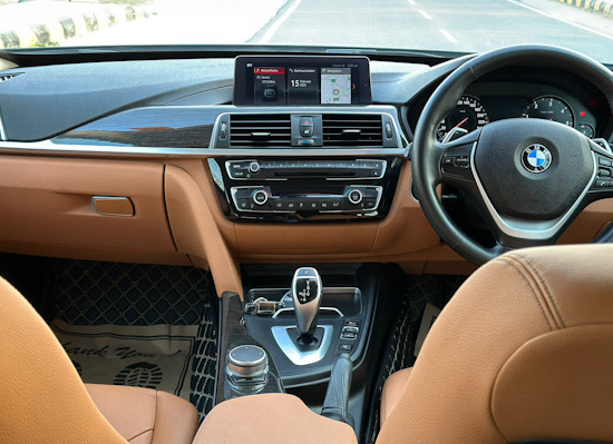 بی ام و سری 3 GT 328i