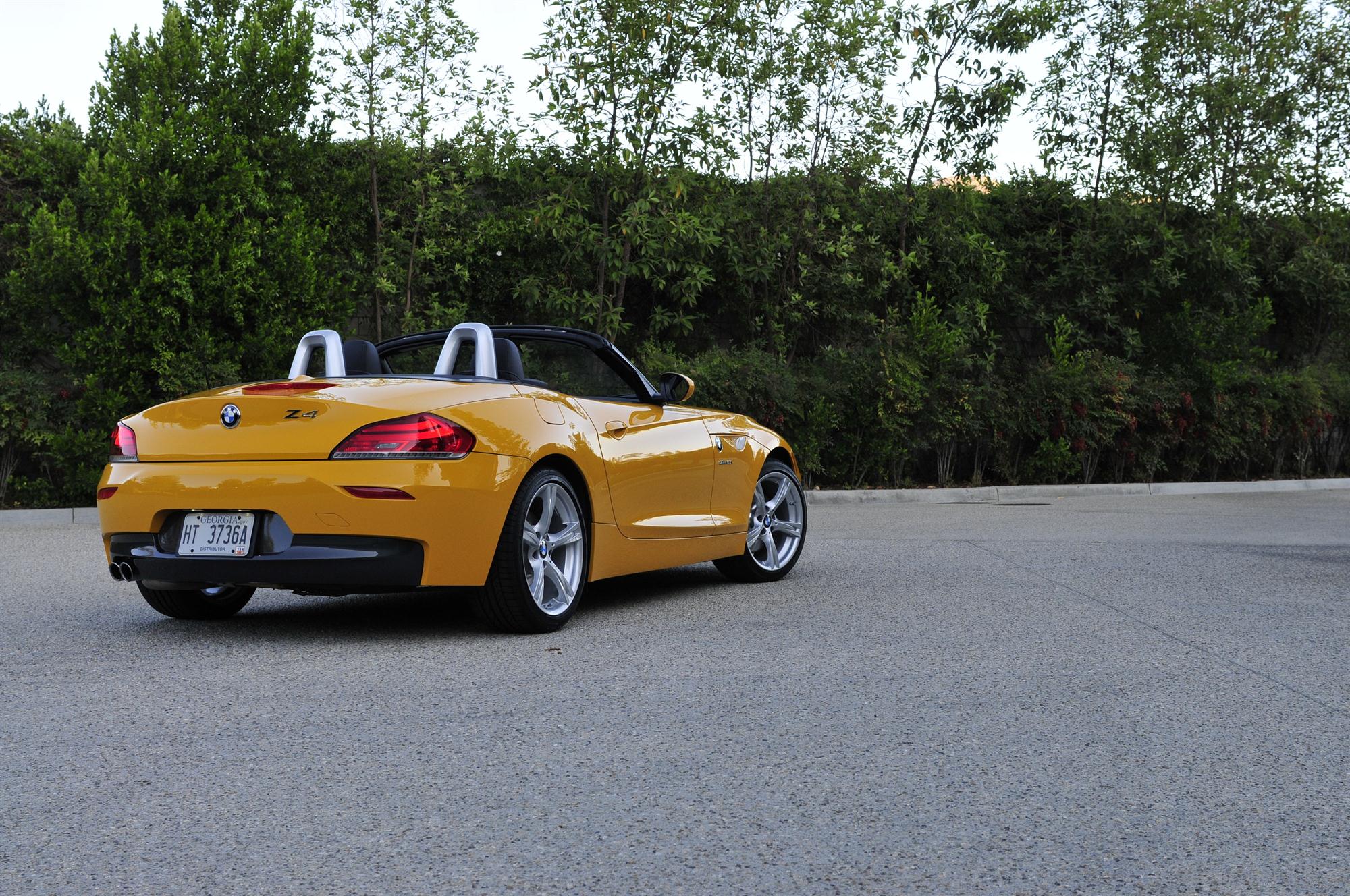 بی ام و Z4 مدل 28i