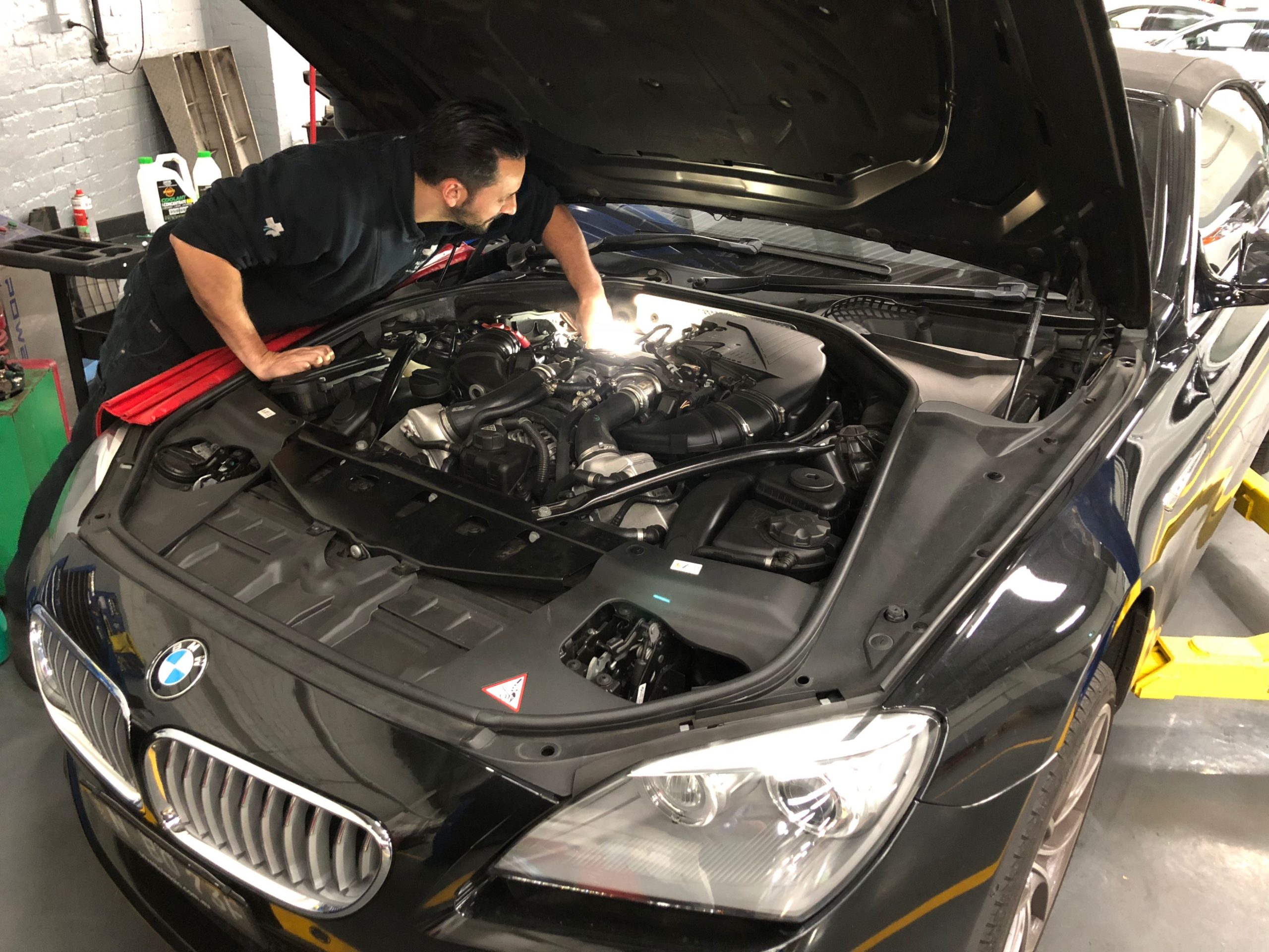 تعمیر موتور بی ام و 518