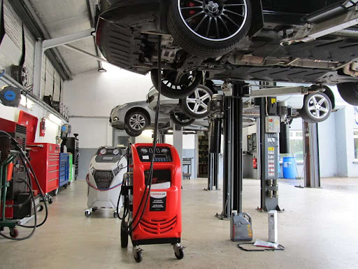 تعمیرات بنز e230