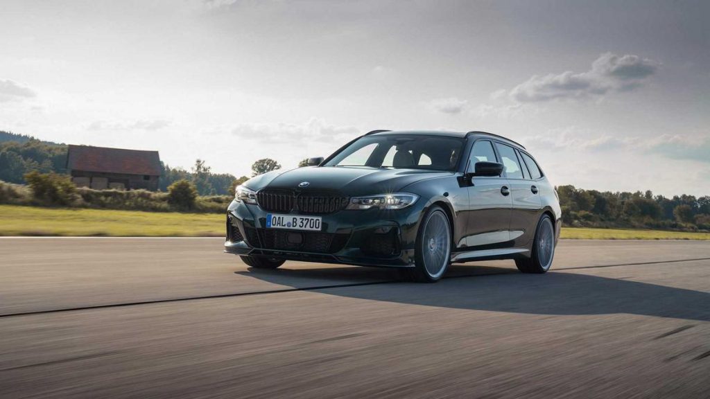 bmw-and-alpina-b3-station-intense-unveiling